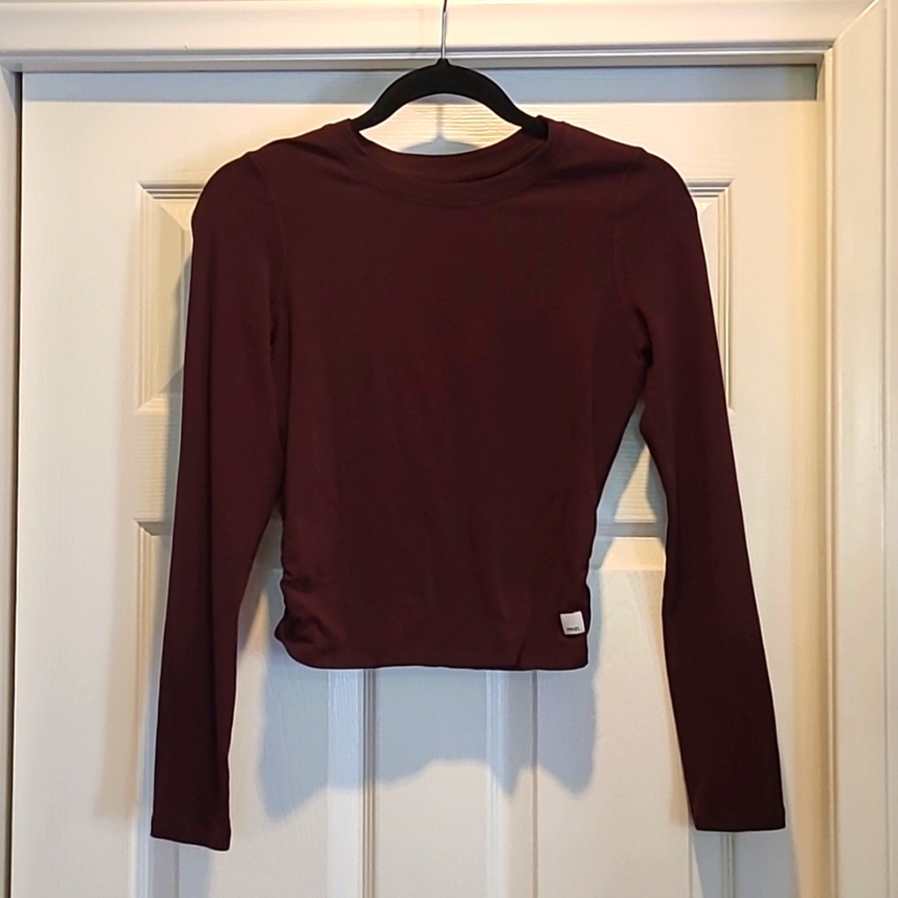 Vuori Long-sleeve Coast Crop Crew
